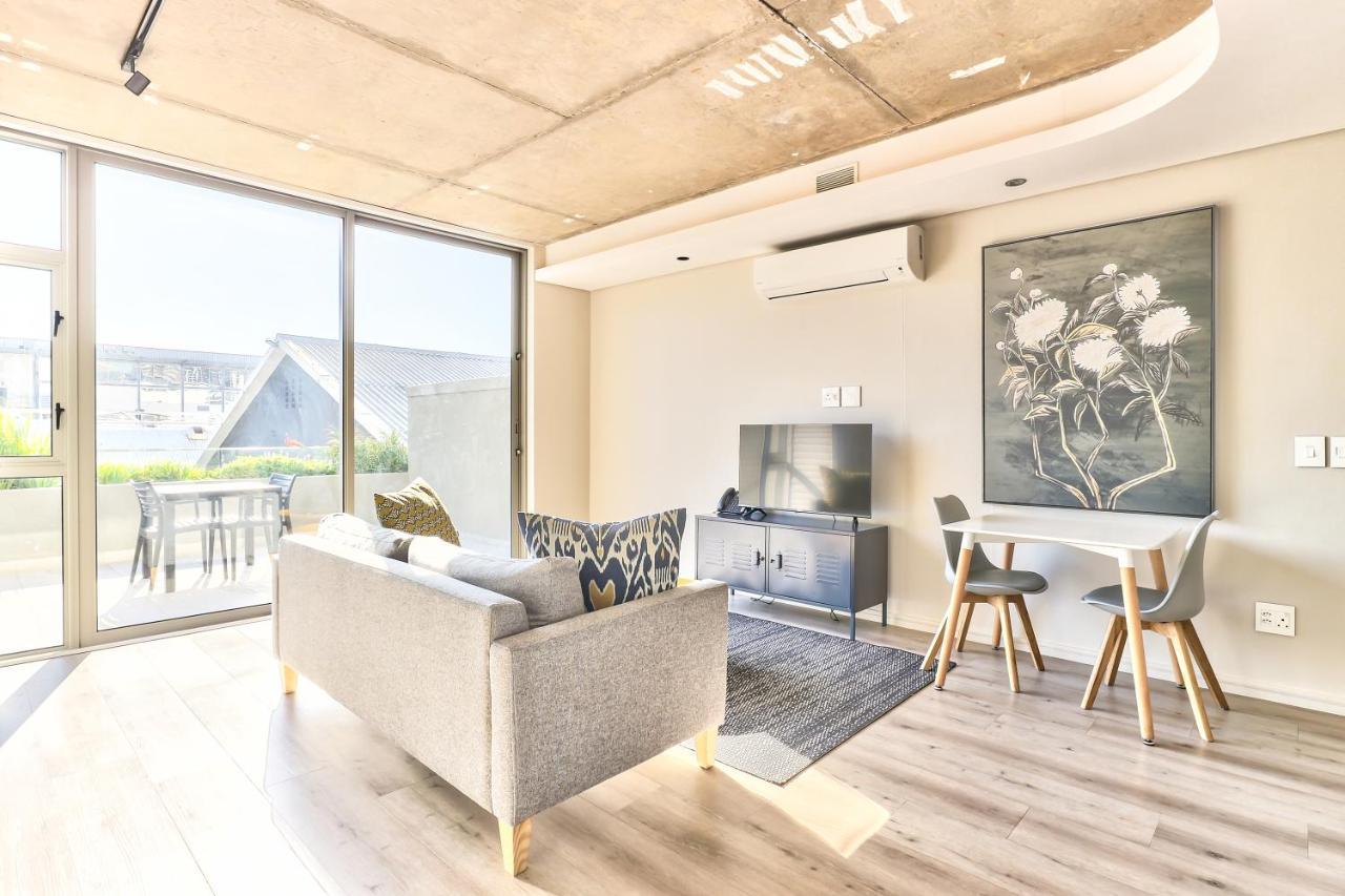 With Balcony And Views Apartment