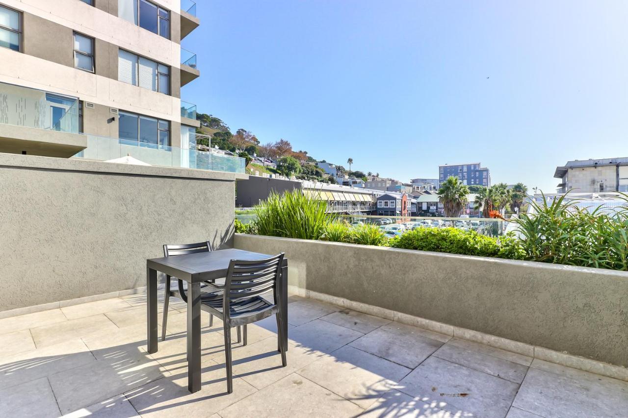 Apartment With Balcony And Views *